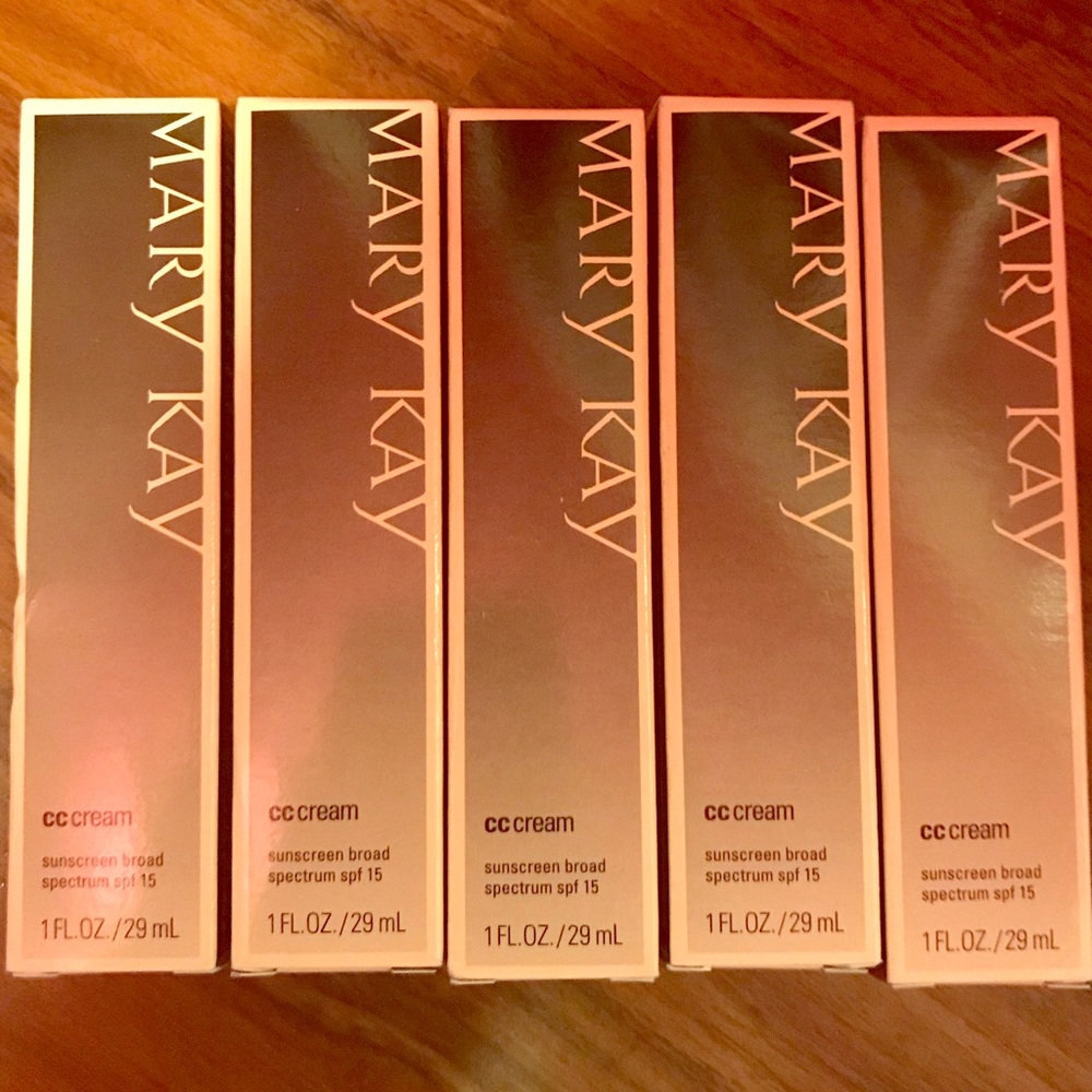 3 Medium-Deep Mary Kay CC Cream Foundation